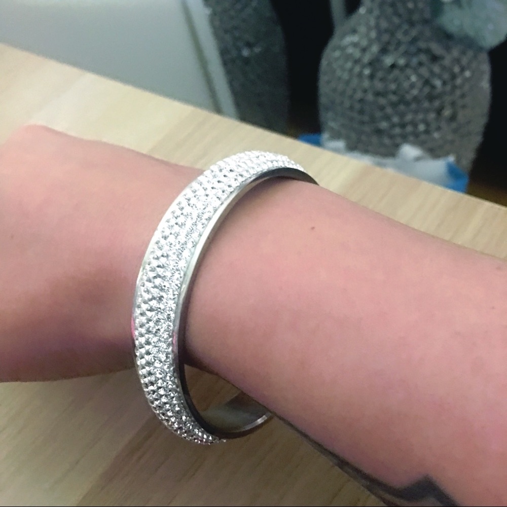✨Swarovski Crystal Bangle NWOT
